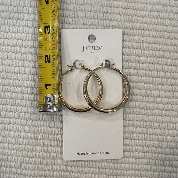 NWT J. Crew Gold Thick 1 1/2" Hoop Earrings - Picture 5 of 6